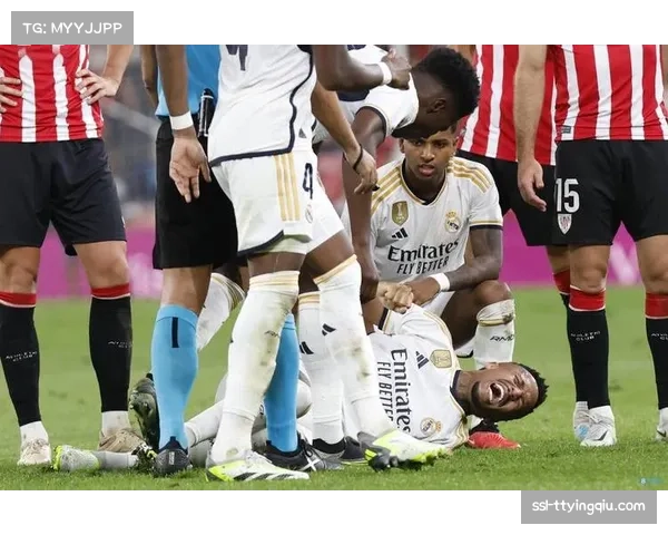 皇马米利唐腿筋受伤缺阵 中卫组合稳定性遭遇实质性挑战